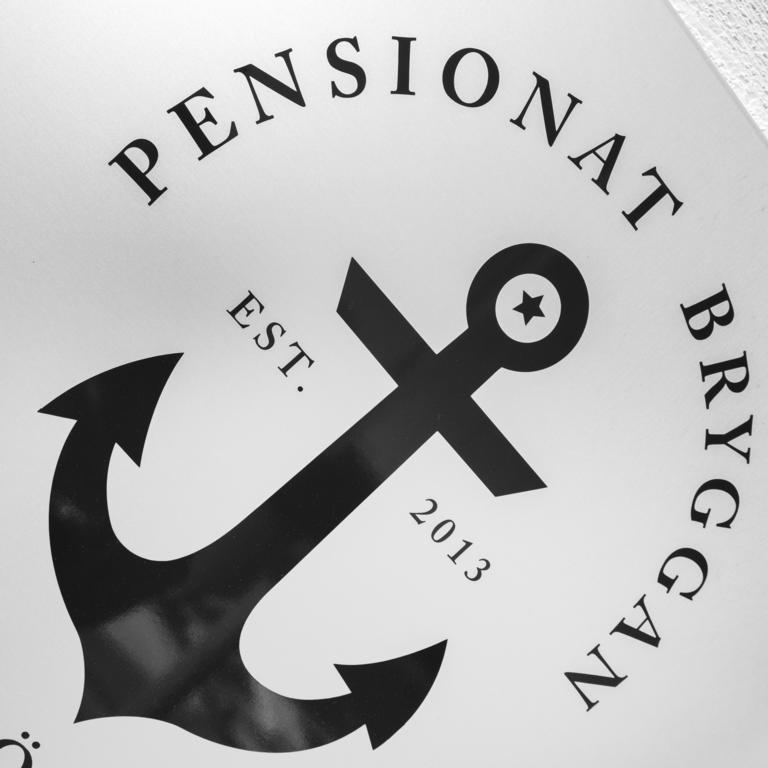 Smögen Pensionat Bryggan מראה חיצוני תמונה